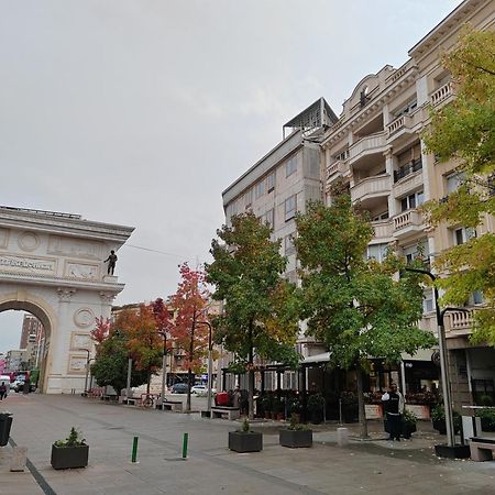 City Sqare Apartment Verde สโกเปีย ภายนอก รูปภาพ