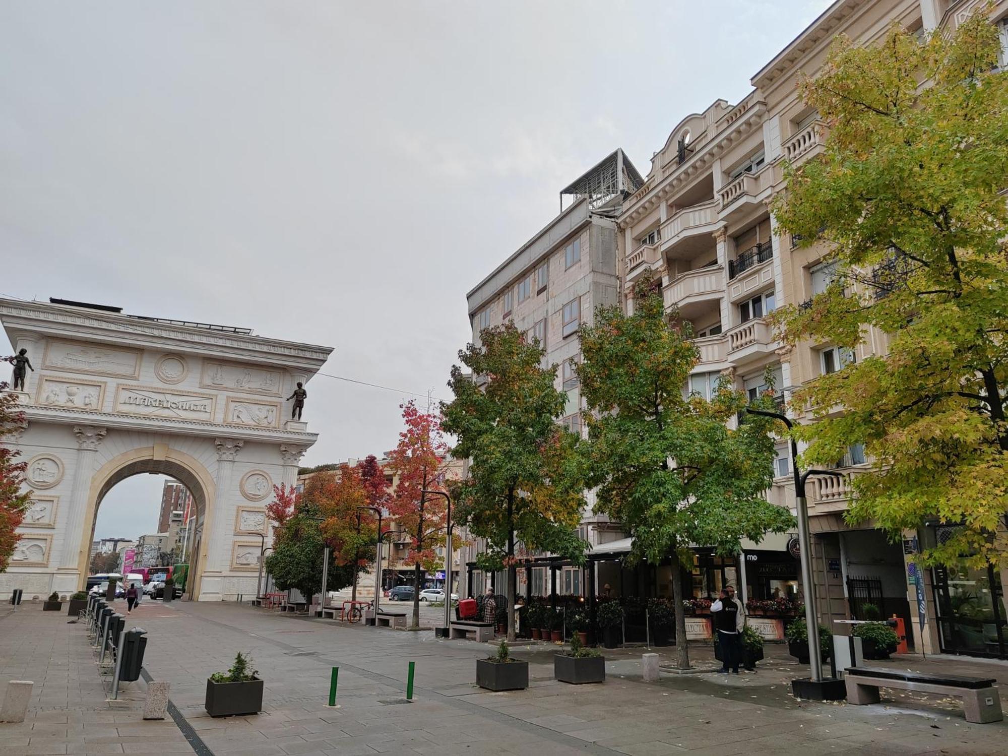 City Sqare Apartment Verde สโกเปีย ภายนอก รูปภาพ